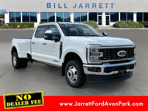 New 2026 Ford F350 4x4 Crew Cab DRW Super Duty image 1