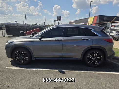 Used 2021 INFINITI QX50 Luxe w/ Appearance Package FWD image 2