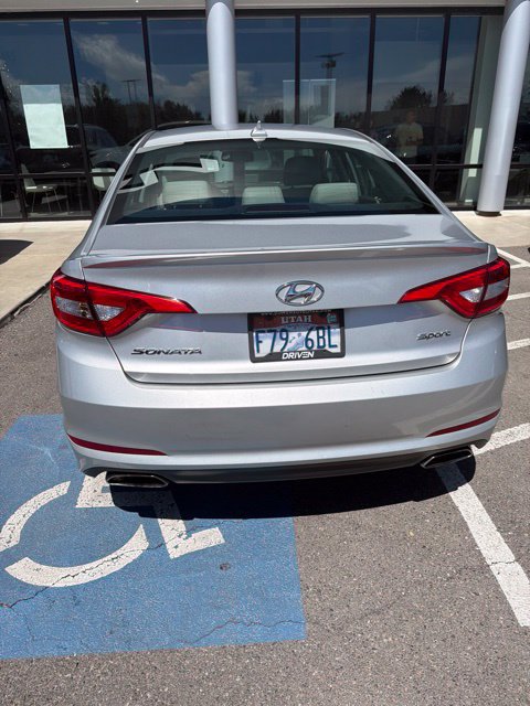 Used 2016 Hyundai Sonata Sport w/ Option Group 03 FWD image 5