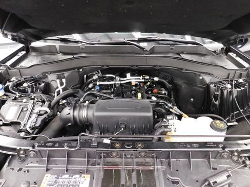 Used 2023 Ford Explorer XLT w/ Equipment Group 202A image 44