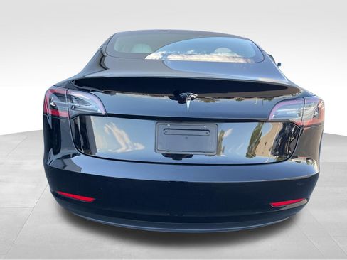 Used 2023 Tesla Model 3 Standard Range RWD image 5