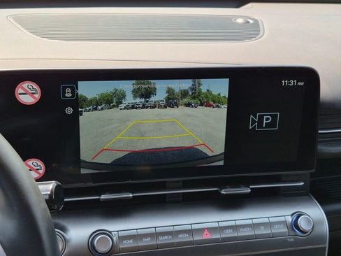 Used 2025 Hyundai Kona SEL FWD image 13