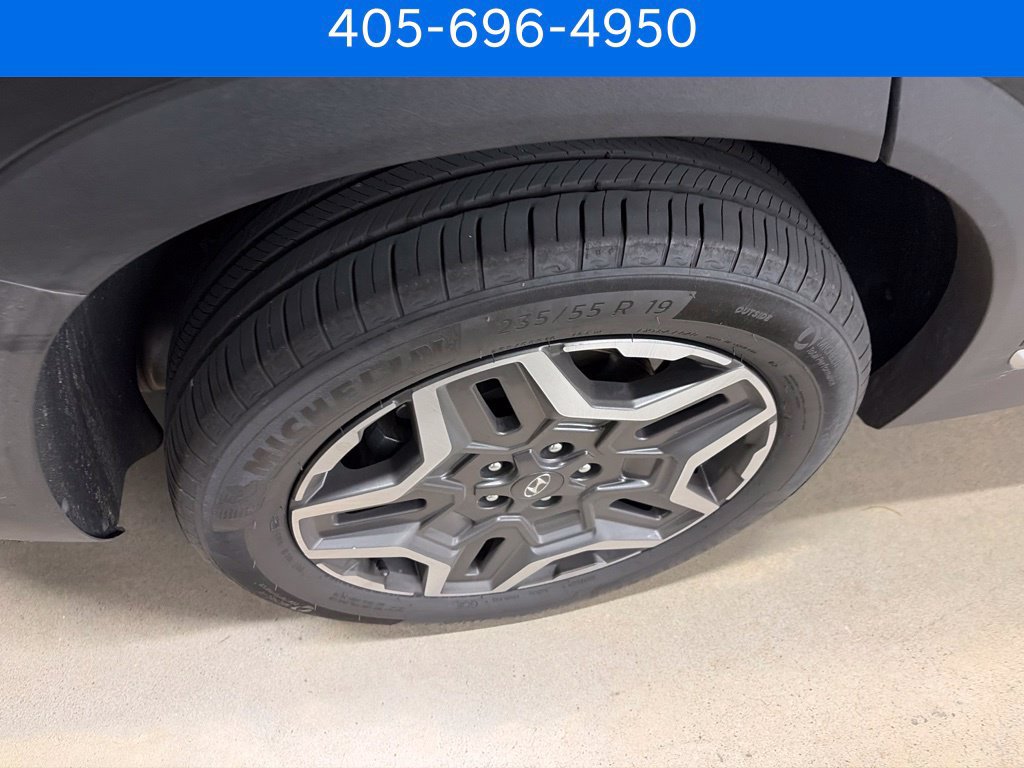 Used 2021 Hyundai Santa Fe Limited AWD/4WD image 14