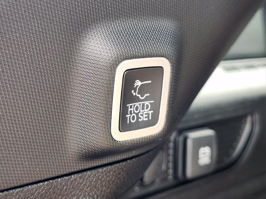 New 2026 Jeep Grand Cherokee Altitude AWD/4WD image 34