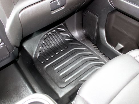 Used 2023 Chevrolet Silverado 1500 W/T w/ WT Value Package image 24