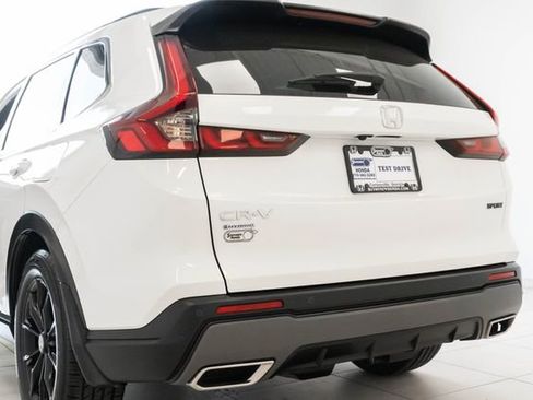 Used 2025 Honda CR-V Sport-L image 8