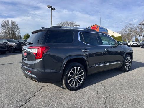 Used 2021 GMC Acadia Denali w/ Denali Ultimate Package AWD/4WD image 10