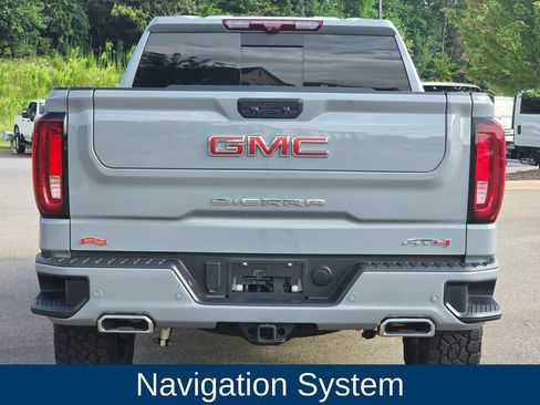 Used 2025 GMC Sierra 1500 AT4 w/ AT4 Premium Package AWD/4WD image 4