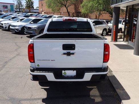 Used 2018 Chevrolet Colorado W/T w/ WT Convenience Package RWD image 10
