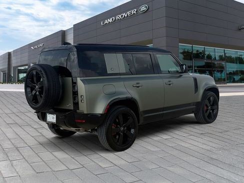 Used 2023 Land Rover Defender 110 X AWD/4WD image 5
