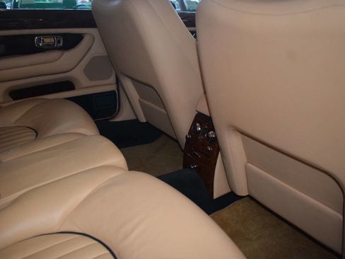 Used 2000 Bentley Arnage Red Label RWD image 21