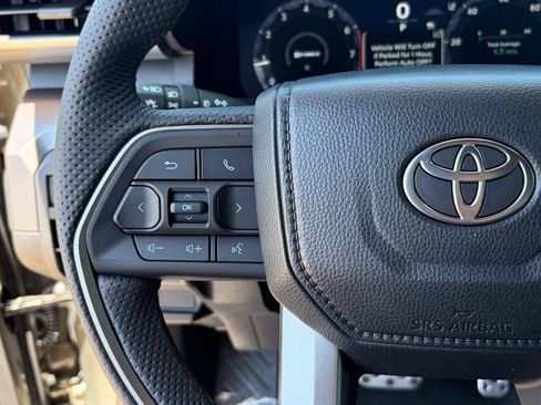 Certified 2026 Toyota Tacoma TRD Sport AWD/4WD image 37