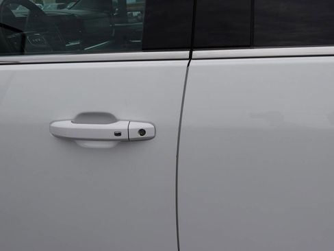 Used 2024 GMC Sierra 2500 SLE image 14