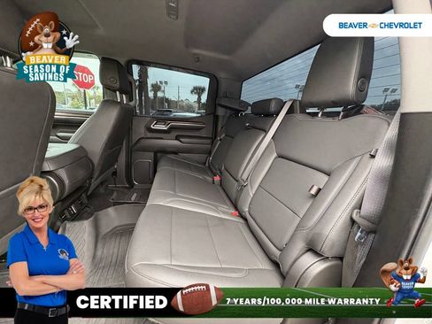 Used 2022 GMC Sierra 1500 SLT w/ X31 Off-Road Package AWD/4WD image 14