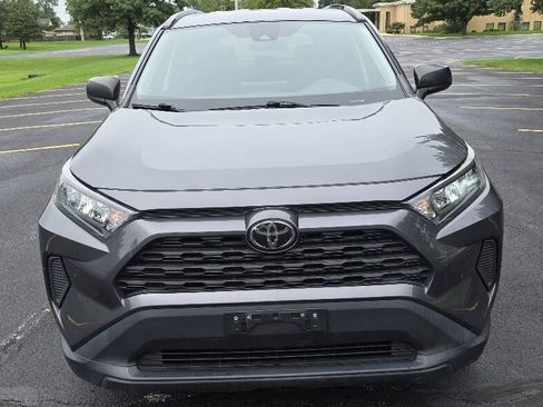Used 2020 Toyota RAV4 LE w/ Carpet Mat Package FWD image 8