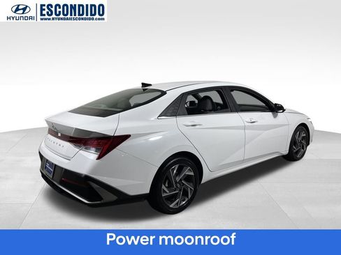 Certified 2025 Hyundai Elantra SEL FWD image 5