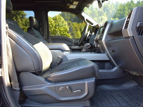 Used 2019 Ford F150 Raptor w/ Equipment Group 802A Luxury AWD/4WD image 33