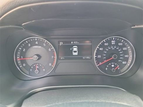 Used 2023 Kia Forte LXS image 10