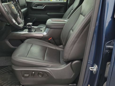 Used 2022 Chevrolet Silverado 1500 LTZ AWD/4WD image 9