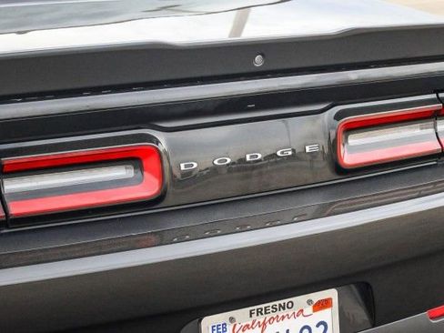 Used 2023 Dodge Challenger SXT image 12
