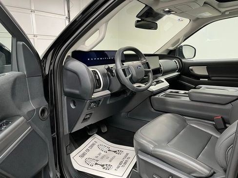 Used 2025 Ford Expedition Max Active AWD/4WD image 20