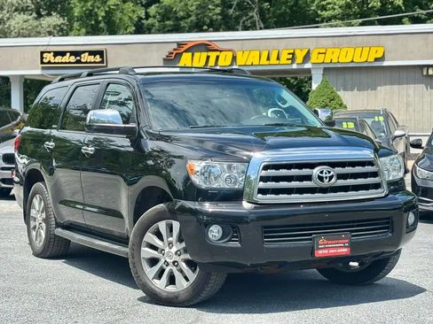 Used 2017 Toyota Sequoia Limited AWD/4WD image 1