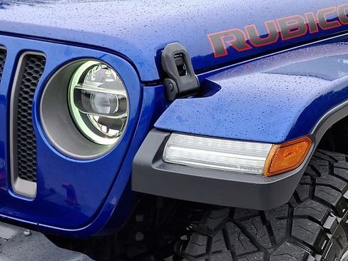 Used 2019 Jeep Wrangler Unlimited Rubicon w/ Dual Top Group AWD/4WD image 9