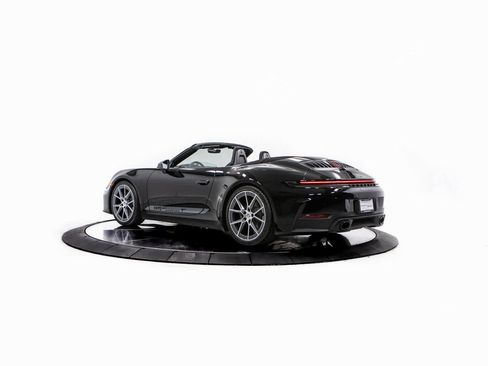 New 2026 Porsche 911 Carrera T image 3