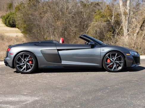 Used 2022 Audi R8 V10 image 10