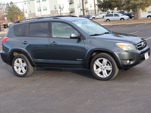 Used 2006 Toyota RAV4 Sport image 2