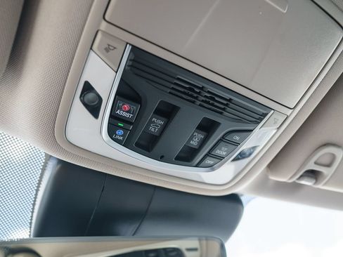 Certified 2025 Acura RDX SH-AWD w/ Technology Package image 34
