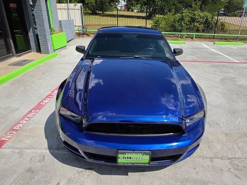 Used 2013 Ford Mustang Coupe RWD image 6