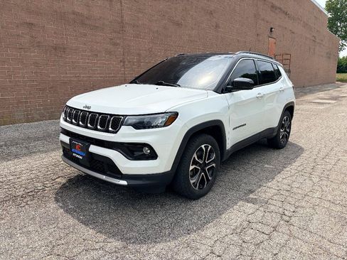 Used 2023 Jeep Compass Limited AWD/4WD image 1