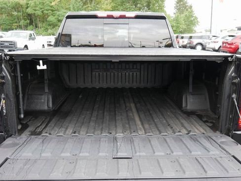 Used 2022 GMC Sierra 1500 Denali w/ Denali Reserve Package image 11
