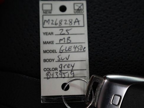 Certified 2025 Mercedes-Benz GLE 450e 4MATIC image 34
