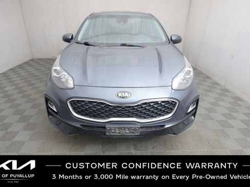 Used 2020 Kia Sportage LX image 2
