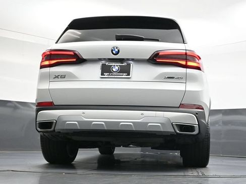 Used 2023 BMW X5 xDrive40i w/ Premium Package AWD/4WD image 37
