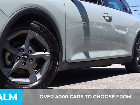 Used 2025 Kia K4 FWD image 3