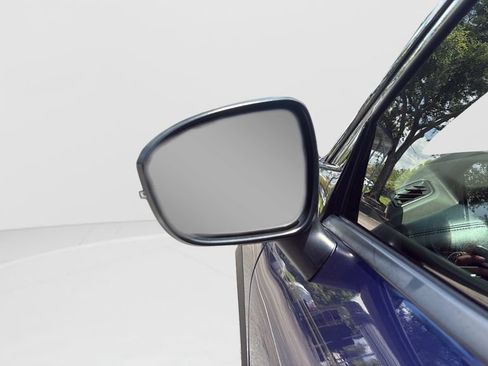 Used 2022 Nissan Rogue Platinum w/ Head-Up Display Package AWD/4WD image 27