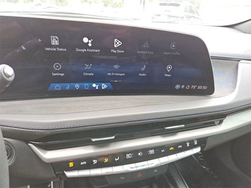 Used 2024 Cadillac XT4 Sport image 21