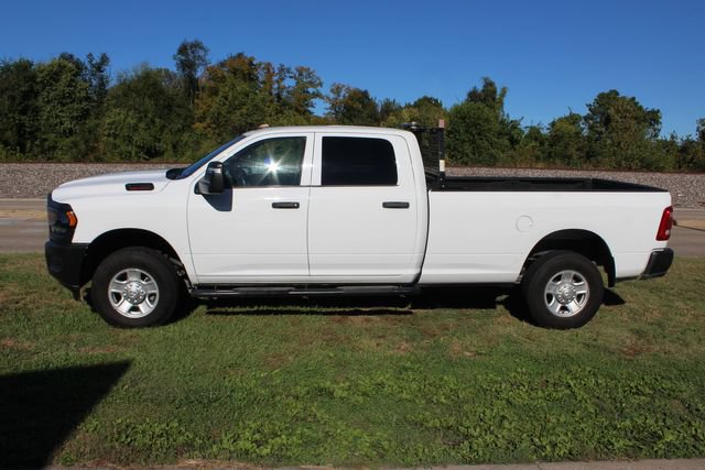 Used 2024 RAM 3500 Tradesman w/ Safety Group AWD/4WD image 2