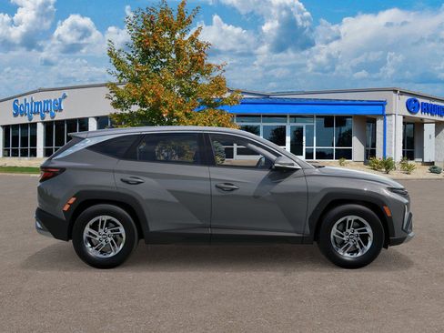 Used 2026 Hyundai Tucson SE image 7