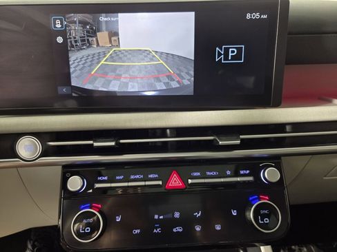 Used 2025 Hyundai Tucson SEL FWD image 12