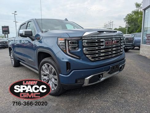 Used 2025 GMC Sierra 1500 Denali w/ Denali Reserve Package AWD/4WD image 1