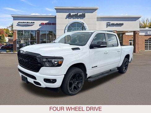 Used 2022 RAM 1500 Big Horn AWD/4WD image 4