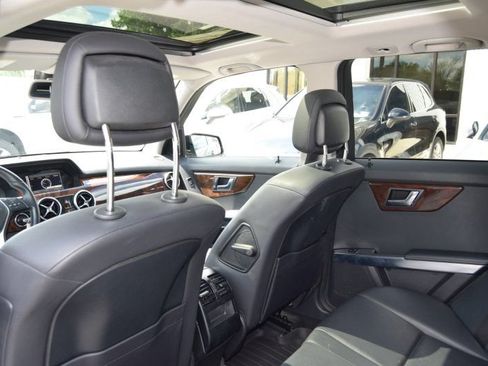 Used 2013 Mercedes-Benz GLK 350 4MATIC image 35
