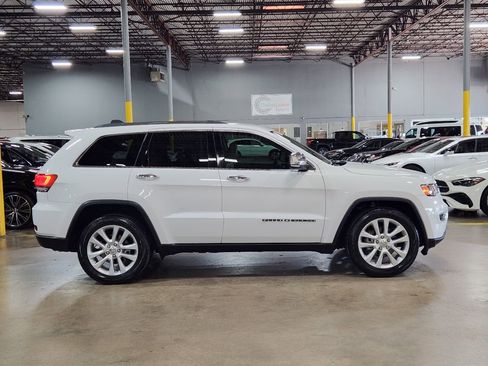 Used 2017 Jeep Grand Cherokee Limited RWD image 11