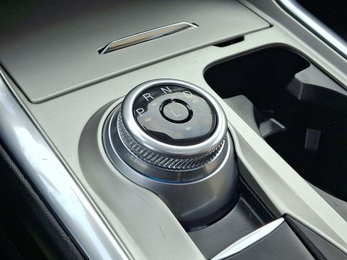 Certified 2022 Ford Explorer XLT w/ Equipment Group 202A image 15