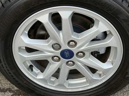 Used 2021 Ford Transit Connect XLT image 42