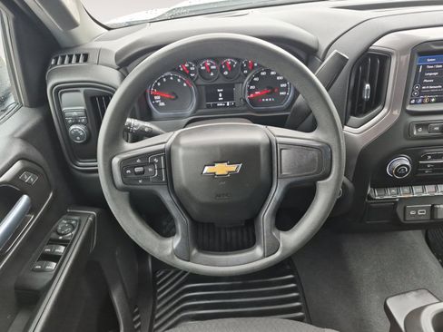 Used 2022 Chevrolet Silverado 1500 Custom image 13